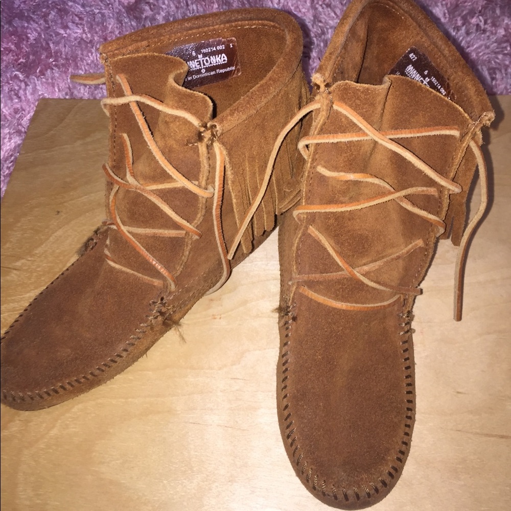Minnetonka Booties